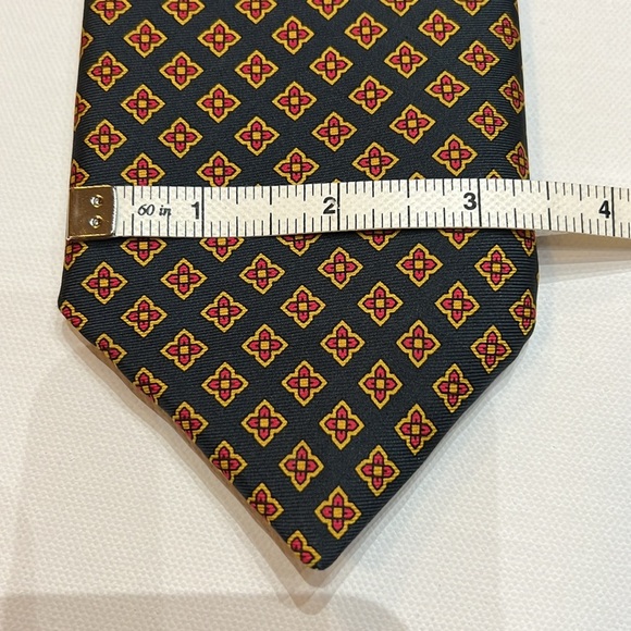 John Comfort London Men's Classic Silk Tie - Made in England - Picture 2 of 6